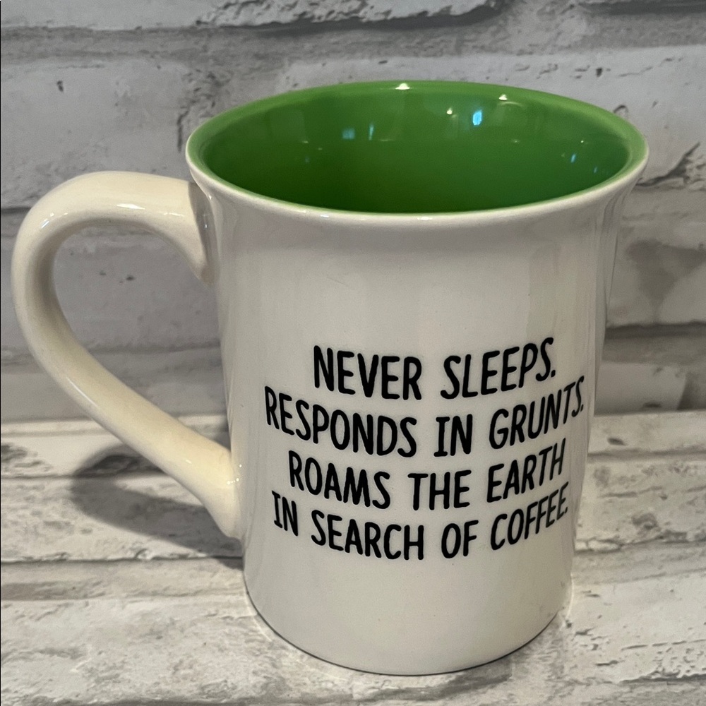 Mombie Mug with Green Interior never sleeps baby coffee tea matcha 14 oz - Picture 6 of 8